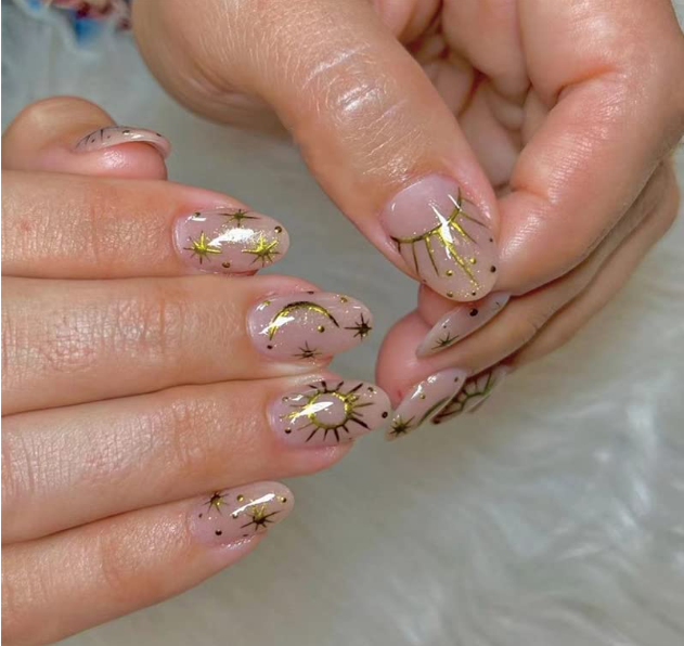 Gush Beauty Press On Nails, Reusable Celestial Gold - Short Round | 24 Pack | Salon-style reusable press on nails with glue & adhesive tabs included - long lasting design that applies in minutes. - Image 2