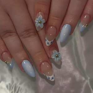 24-Piece Press On Nails Blue French Style with Orchid and Polka Dot Design, ABS Artificial Fake Nails Set for Everyday Wear and Parties